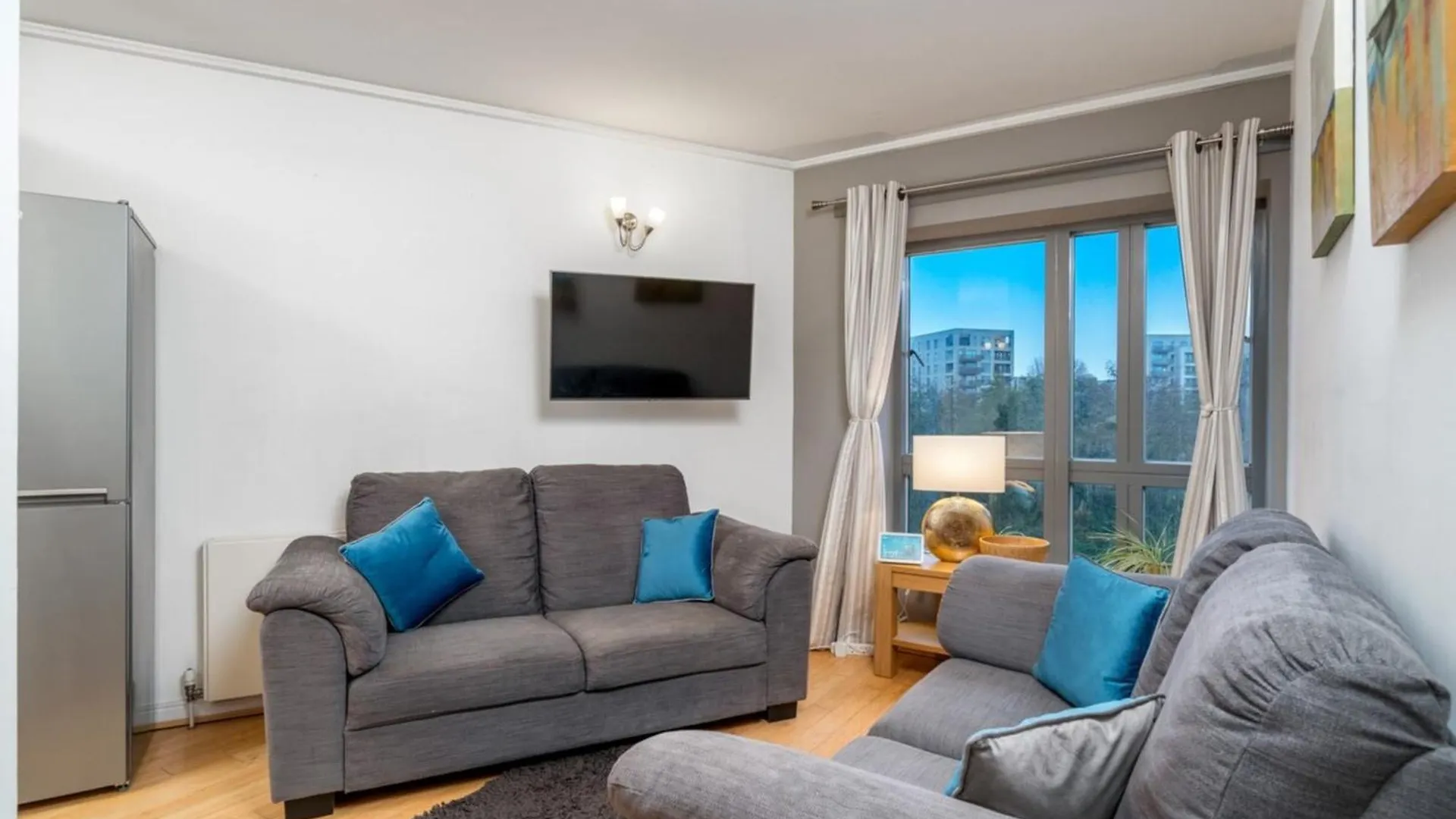 Lovely 3Bd Flat, Parking, Sleeps Six Close To O2 Διαμέρισμα Λονδίνο